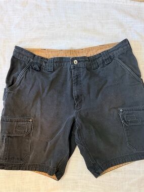 Duluth Trading Co Black Cargo Shorts with Tan Trim